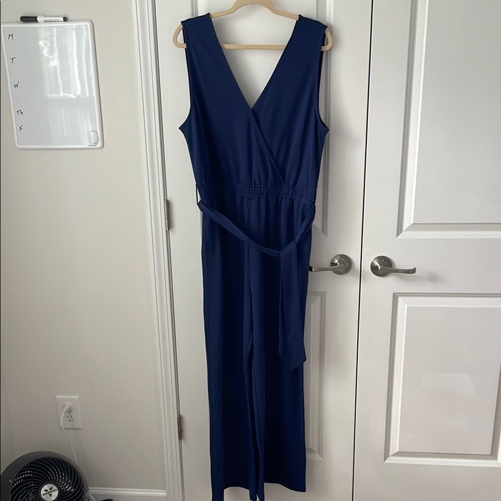 Elegant Navy Blue Sleeveless Wrap Jumpsuit - Picture 1 of 4